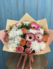Букет цветов из:  Розы, Герберы и Хризантемы в Рудничный Кировской области