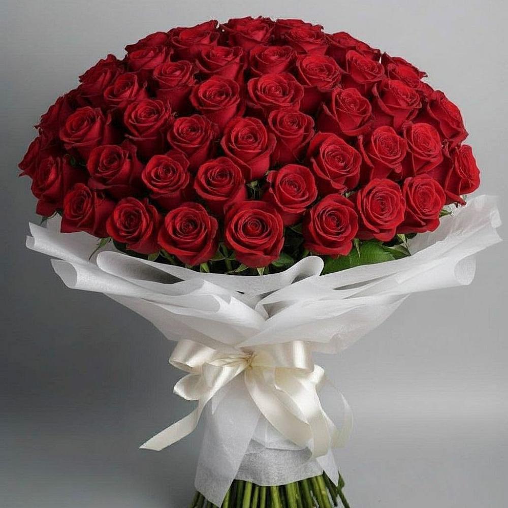 Букет 101 Красная роза Блэк Мэджик в Рудничный Кировской области