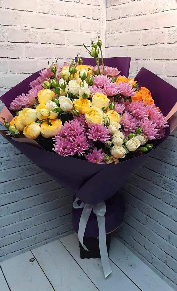 Букет цветов из: Хризантемы и Розы в Рудничный Кировской области