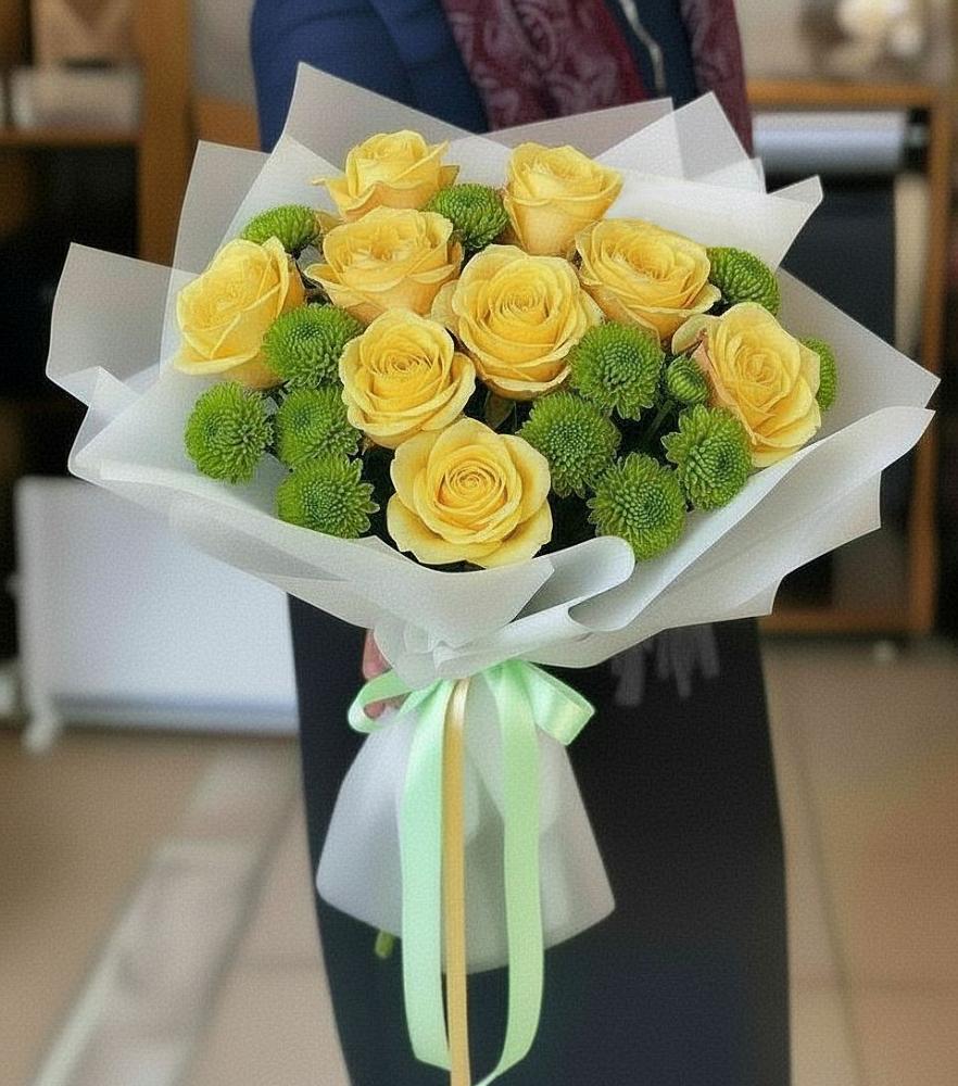 Букет цветов из: Хризантемы и Розы в Рудничный Кировской области