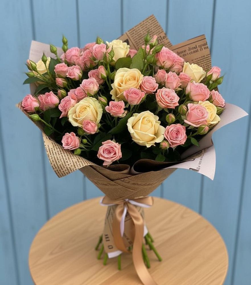 Букет цветов из: Розы в Рудничный Кировской области