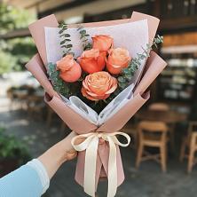 Букет цветов из:  Розы в Рудничный Кировской области