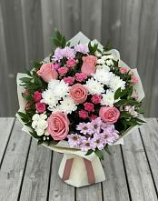 Букет цветов из:  Альстромерии, Гвоздики, Розы и Хризантемы в Рудничный Кировской области