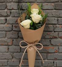 Букет цветов из:  Розы в Рудничный Кировской области