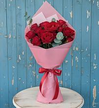 Букет цветов из:  Розы в Рудничный Кировской области