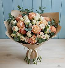 Букет цветов из:  Альстромерии и Розы в Рудничный Кировской области