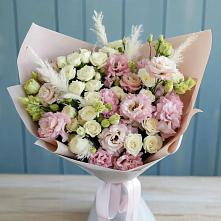 Букет цветов из:  Альстромерии и Розы в Рудничный Кировской области
